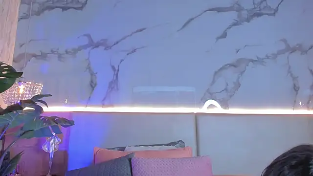 ValSmith  online show from 25, 2, 2026