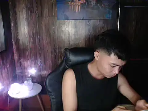 hotzachery online show from 7, 4, 2026