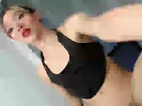 Snapshot of Your_Sweet_Cummer11 chatting on 22, 10, 2025 Your Sweet Cummer11 online show from 22, 10, 2025