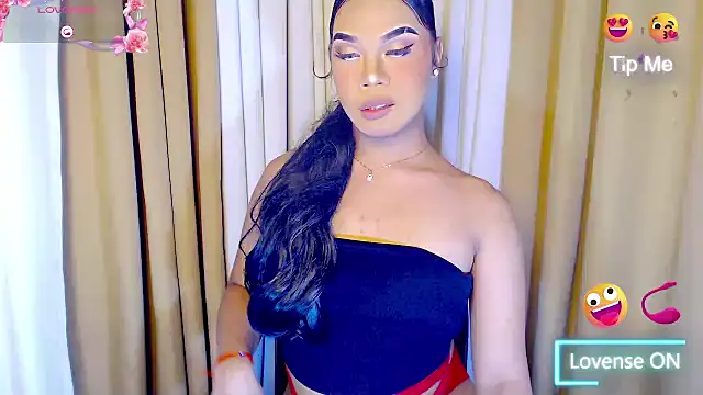 Snapshot of Dream_Mistress chatting on 13, 10, 2025 Dream Mistress online show from 13, 10, 2025