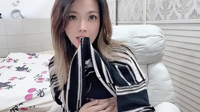 Holiland online show from 29, 10, 2025