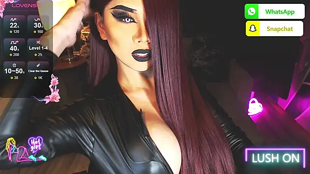 Snapshot of KarlaFrost chatting on 6, 6, 2026 KarlaFrost online show from 6, 6, 2026
