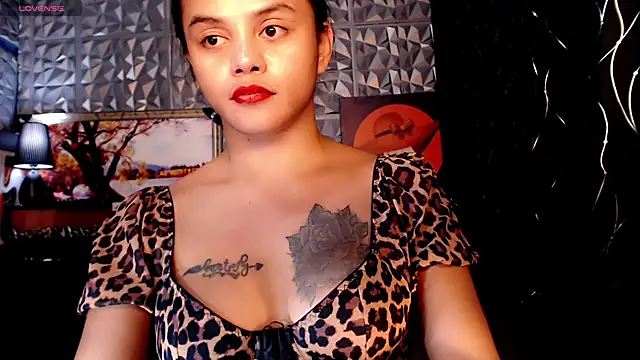 Snapshot of Asiansignificantxx chatting on 7, 10, 2025 Asiansignificantxx online show from 7, 10, 2025