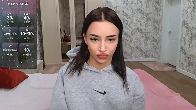 KatieBrown1 online show from 8, 10, 2025