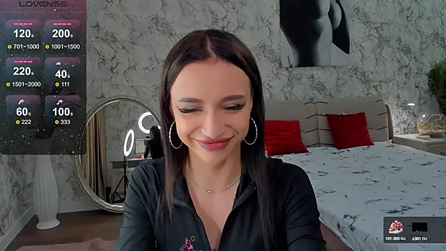 KatieBrown1 online show from 12, 9, 2025