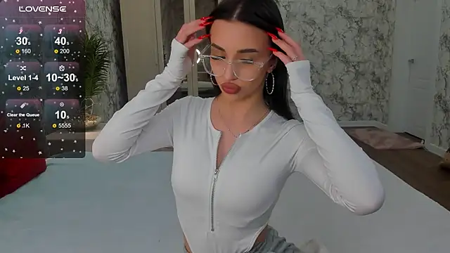 KatieBrown1 online show from 28, 9, 2025