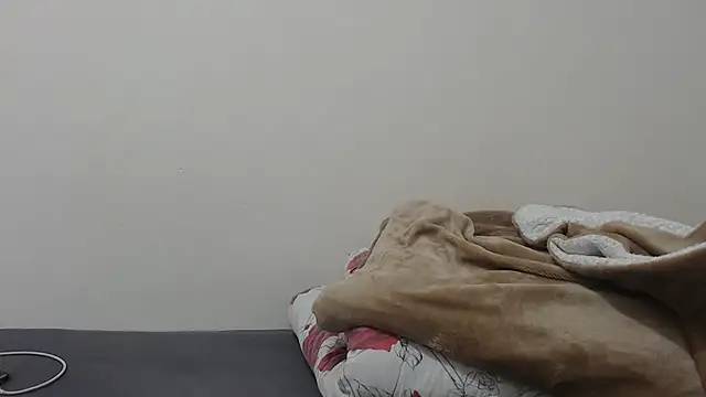 Maryem637048 online show from 10, 3, 2026