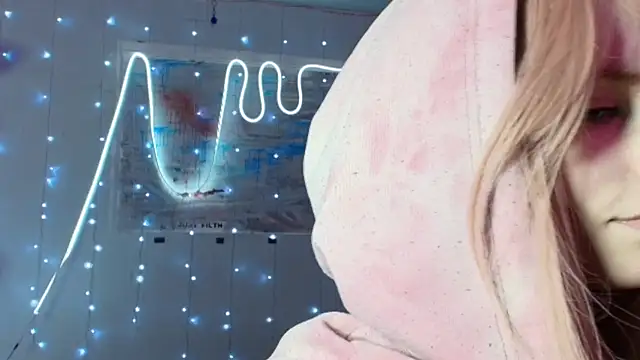 PieraMarch online show from 3, 10, 2025