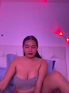 Snapshot of urasianlady chatting on 9, 10, 2025 urasianlady online show from 9, 10, 2025