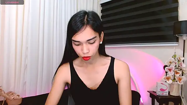 Snapshot of angelaxmonroe chatting on 24, 11, 2025 angelaxmonroe online show from 24, 11, 2025