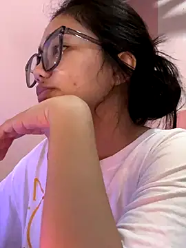 aaliyah walker online show from 5, 12, 2025