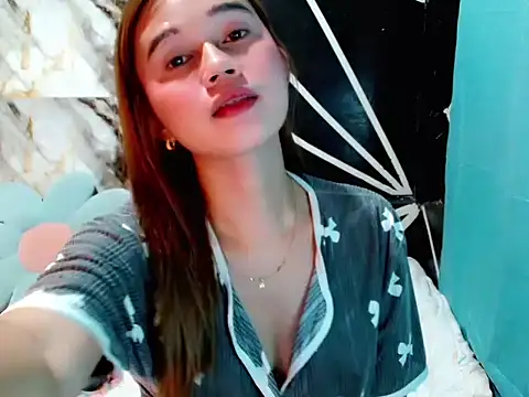 urgirl mikah online show from 7, 7, 2026