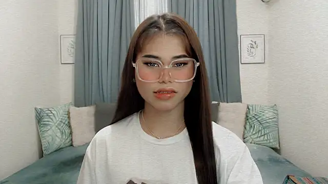 PrettyBlythes TS online show from 3, 2, 2026