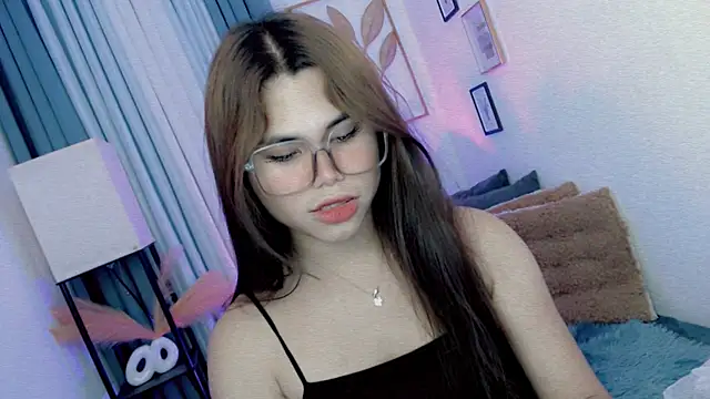 PrettyBlythes TS online show from 22, 4, 2026