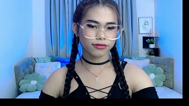 PrettyBlythes TS online show from 2, 12, 2025