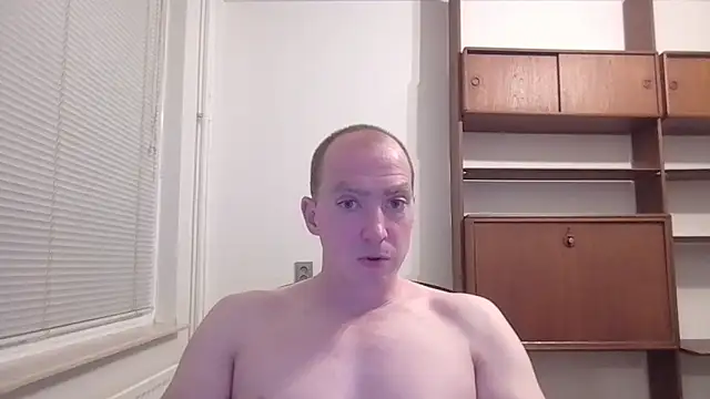 dutch girl lover online show from 1, 5, 2026