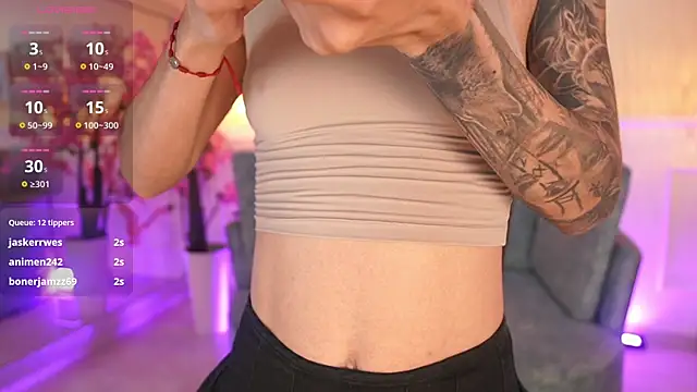 NicoleCrawft online show from 10, 11, 2025