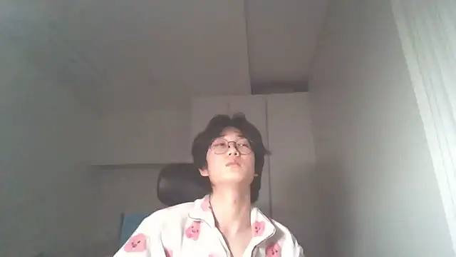 Snapshot of imurboy chatting on 13, 10, 2025 imurboy online show from 13, 10, 2025