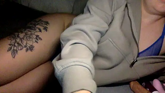 Izzy not so innocent online show from 15, 11, 2025