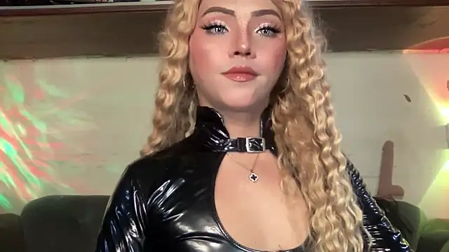 calimonroe online show from 25, 10, 2025