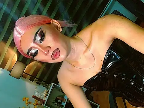 Queen yasii 88 online show from 21, 5, 2026