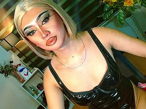 Queen yasii 88 online show from 19, 4, 2026