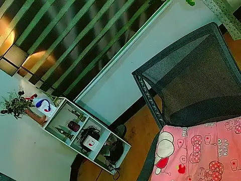 Queen yasii 88 online show from 21, 4, 2026