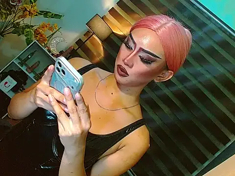 Queen yasii 88 online show from 10, 7, 2026