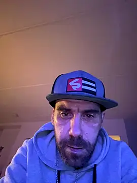 Snapshot of thepenisher777 chatting on 20, 12, 2025 thepenisher777 online show from 20, 12, 2025