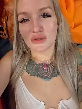 KateMonroe online show from 5, 1, 2026