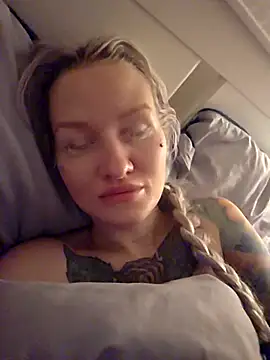 KateMonroe online show from 11, 1, 2026