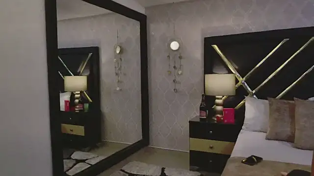 KiimBrooks online show from 9, 11, 2025