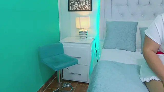 KiimBrooks online show from 16, 10, 2025