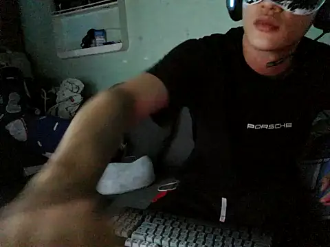 boyhigh1997 online show from 14, 2, 2026