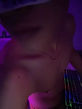 boyhigh1997 online show from 21, 5, 2026