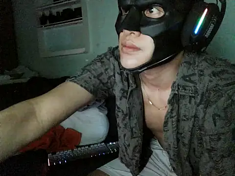 boyhigh1997 online show from 8, 3, 2026