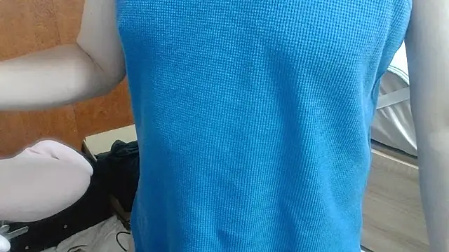 Snapshot of tpoyaji chatting on 31, 10, 2025 tpoyaji online show from 31, 10, 2025