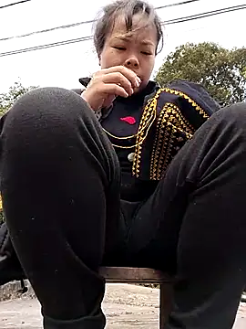 Snapshot of Rioo122 chatting on 23, 11, 2025 Rioo122 online show from 23, 11, 2025