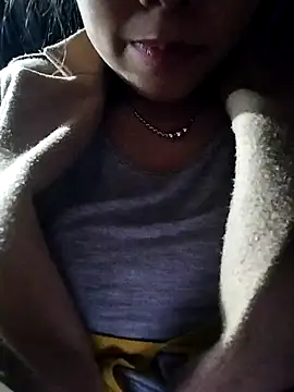 Snapshot of Rioo122 chatting on 2, 11, 2025 Rioo122 online show from 2, 11, 2025