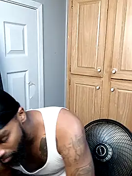 Snapshot of EbonyKing69 chatting on 1, 11, 2025 EbonyKing69 online show from 1, 11, 2025