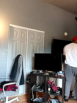 Snapshot of EbonyKing69 chatting on 14, 10, 2025 EbonyKing69 online show from 14, 10, 2025