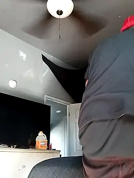 Snapshot of EbonyKing69 chatting on 10, 11, 2025 EbonyKing69 online show from 10, 11, 2025