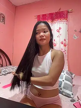 Snapshot of princess_janine chatting on 4, 12, 2025 princess janine online show from 4, 12, 2025