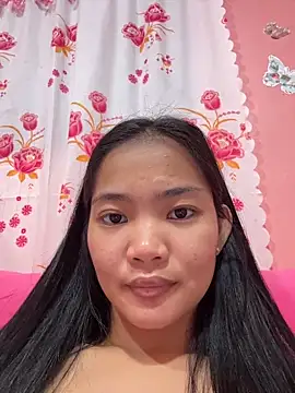 Snapshot of princess_janine chatting on 26, 10, 2025 princess janine online show from 26, 10, 2025