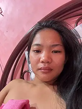 Snapshot of princess_janine chatting on 27, 10, 2025 princess janine online show from 27, 10, 2025