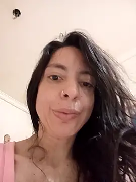 chicalunar24 online show from 5, 2, 2026