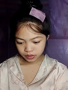 Snapshot of Thy00__ chatting on 22, 10, 2025 Thy00 online show from 22, 10, 2025