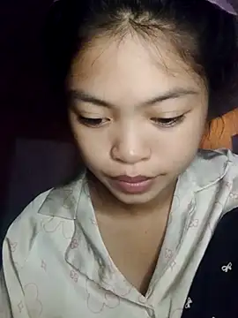 Snapshot of Thy00__ chatting on 18, 10, 2025 Thy00 online show from 18, 10, 2025