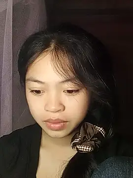 Snapshot of Thy00__ chatting on 1, 12, 2025 Thy00 online show from 1, 12, 2025