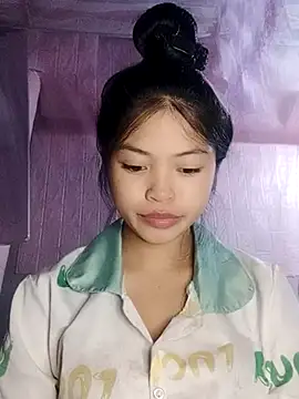 Snapshot of Thy00__ chatting on 26, 10, 2025 Thy00 online show from 26, 10, 2025